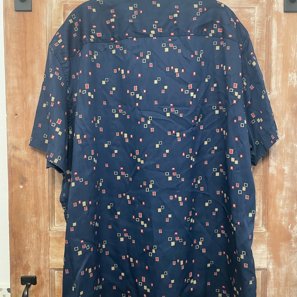 Perry Ellis - Picture 3 of 3